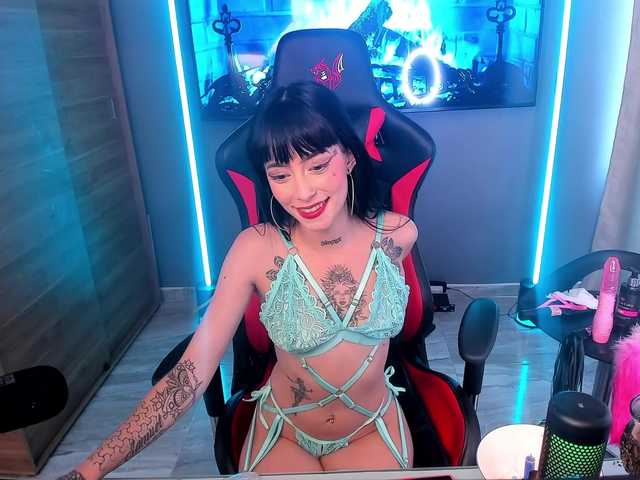 chanelmejia live cam on BongaCams