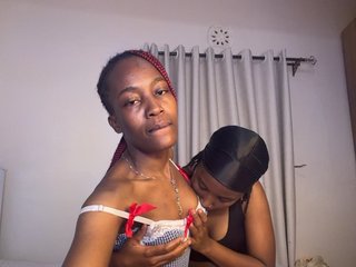 Sexypetitequeens