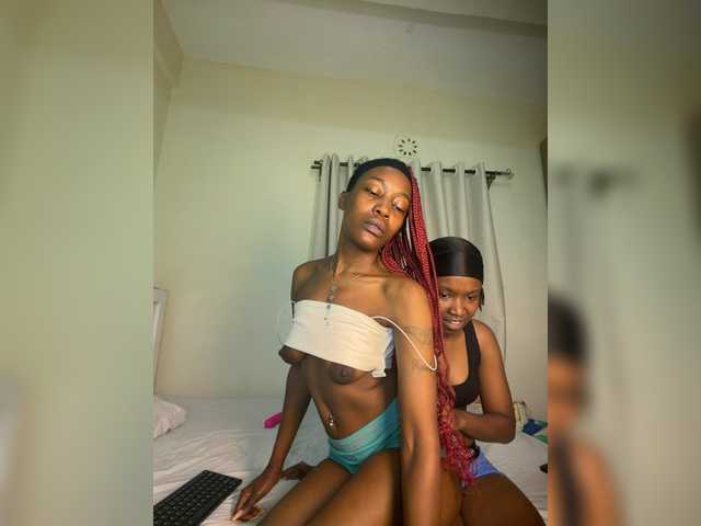 Sexypetitequeens