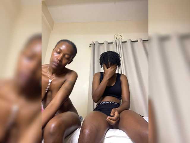 Sexypetitequeens