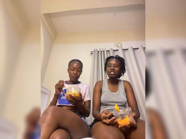 Sexypetitequeens