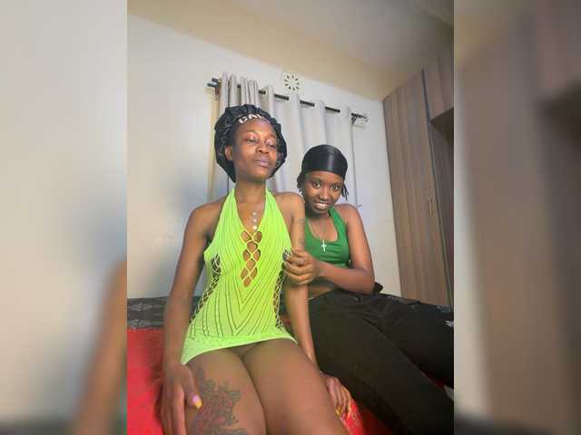 Sexypetitequeens