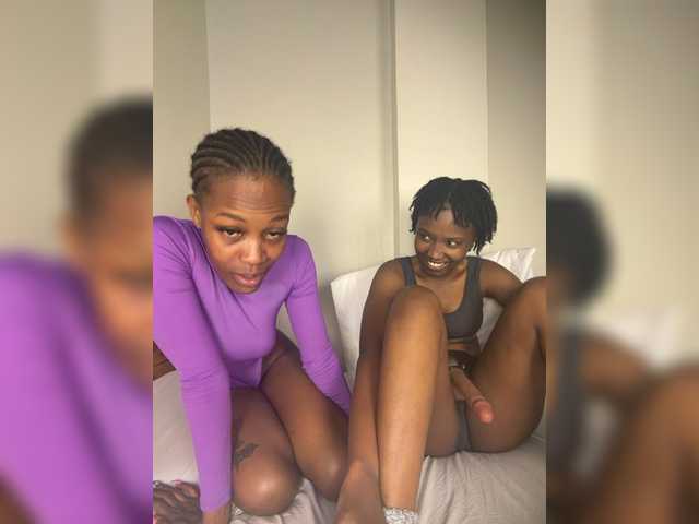 Sexypetitequeens