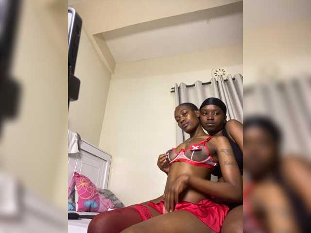 Sexypetitequeens