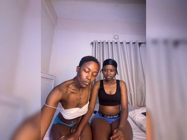 Sexypetitequeens