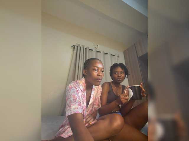 Sexypetitequeens