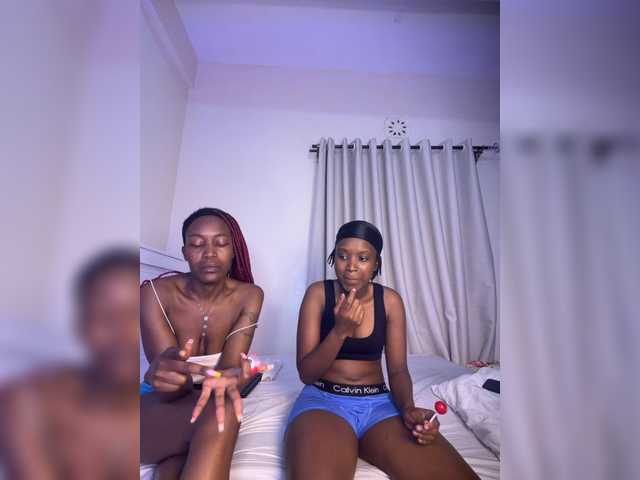Sexypetitequeens
