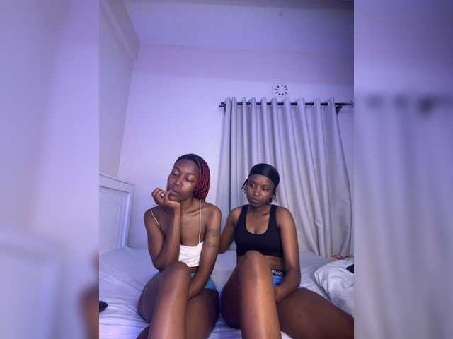 Sexypetitequeens