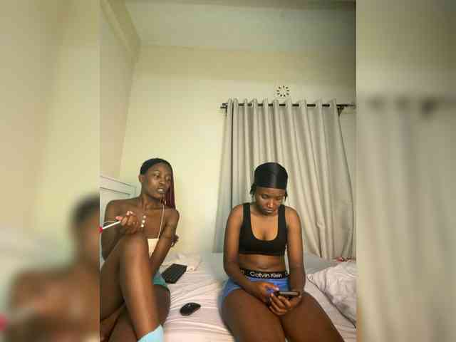 Sexypetitequeens