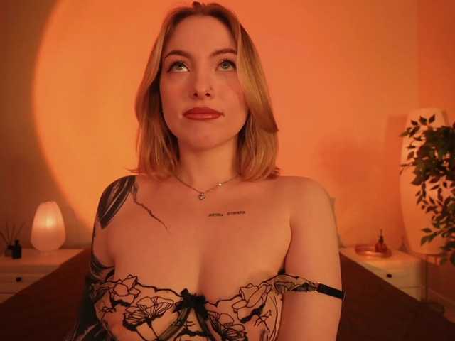 peach_in_stockings live cam preview