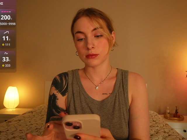 peachinstockings live cam on BongaCams