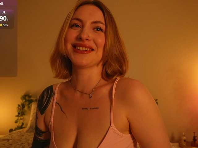 peachinstockings live cam on BongaCams