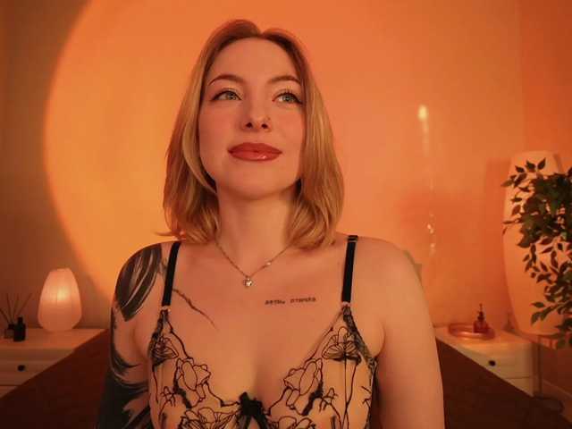 peach_in_stockings live cam preview