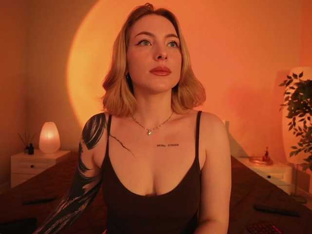 peachinstockings live cam on BongaCams