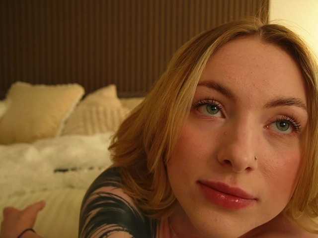 Live трансляция peachinstockings - slutnetki.online