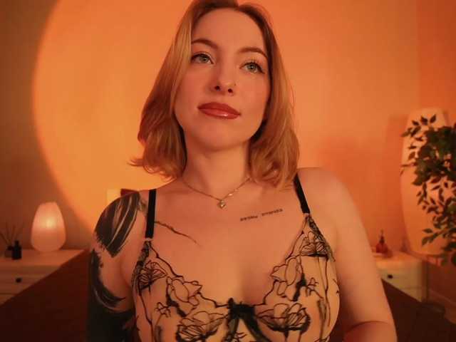 peach_in_stockings live cam preview