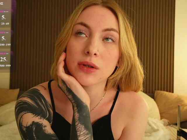 peachinstockings's live room