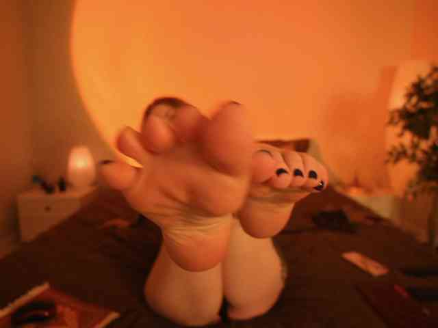 peachinstockings peachinstockings