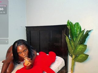 LunaDarlin Porn Show