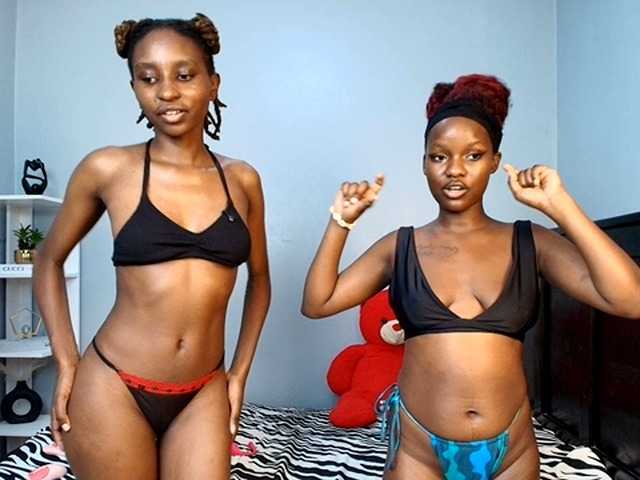 YolandaBlue live cam on BongaCams
