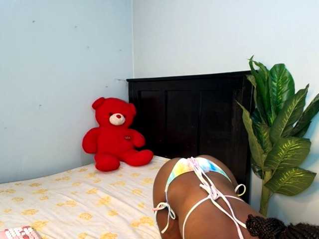 LunaDarlin live cam on BongaCams