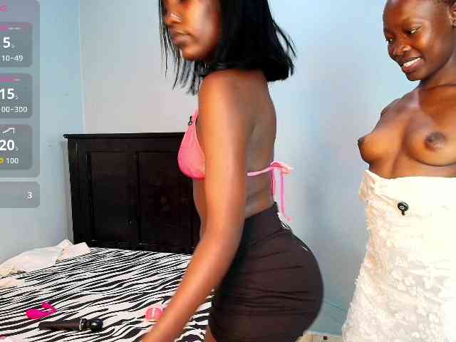 LunaDarlin webcam