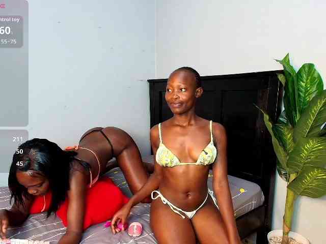 LunaDarlin webcam