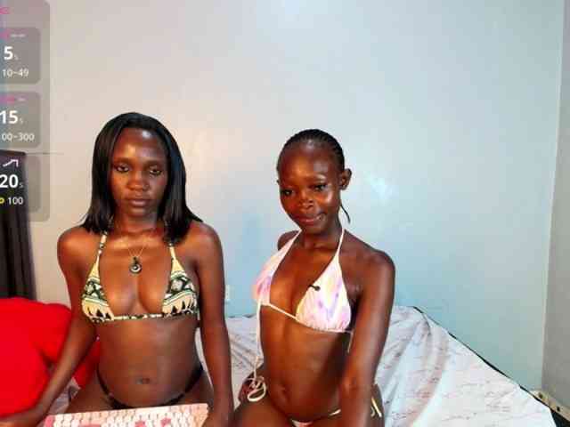 LunaDarlin webcam