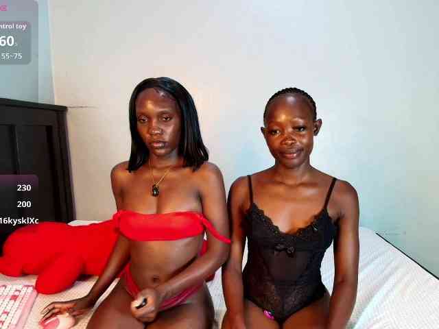 LunaDarlin webcam