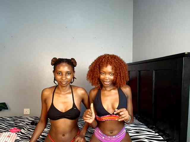 LunaDarlin webcam