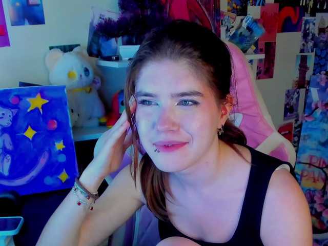 AngelinaLing — live female cam