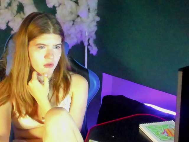 AngelinaLing live cam on BongaCams