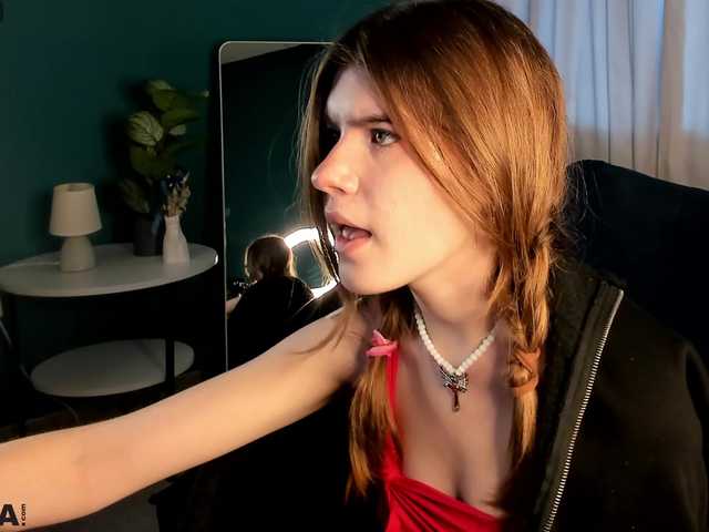 AngelinaLing