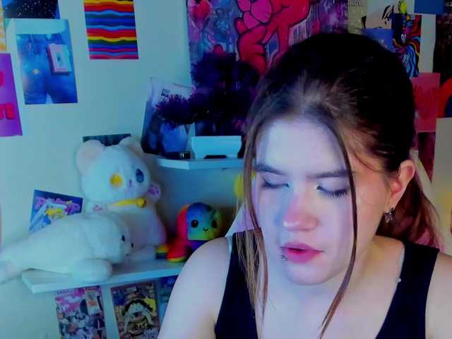 AngelinaLing — live female cam