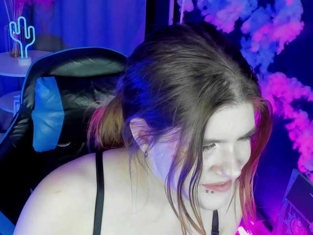 AngelinaLing
