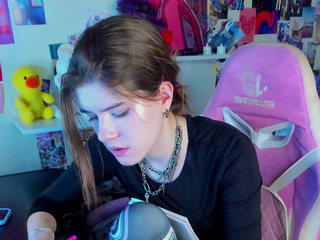 AngelinaLing