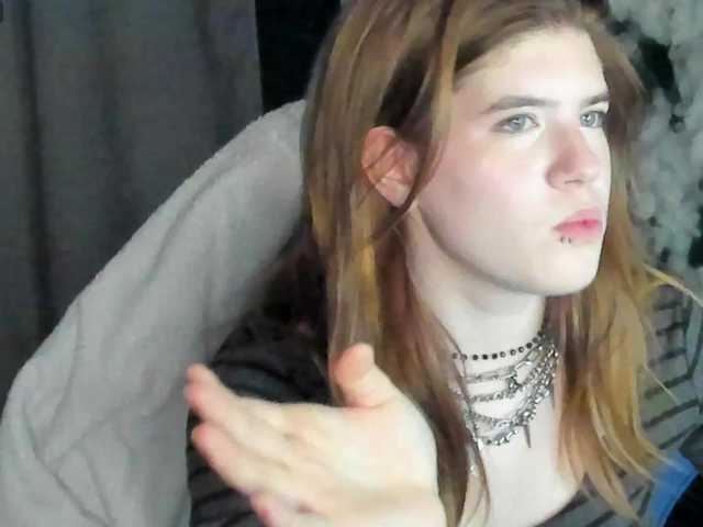 AngelinaLing