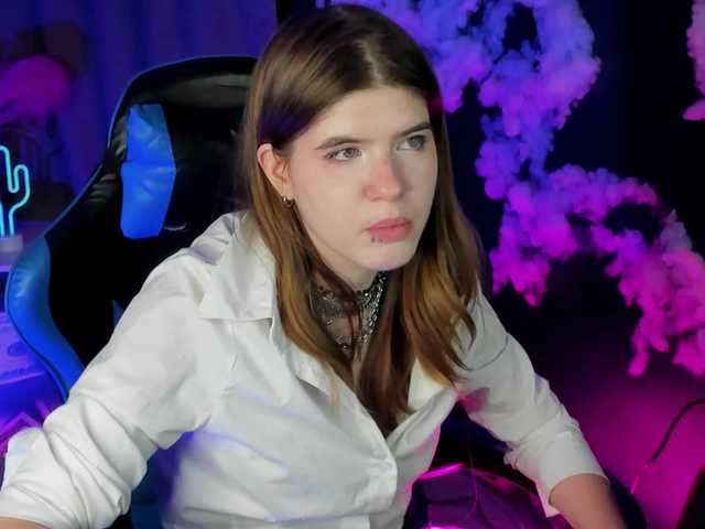 AngelinaLing