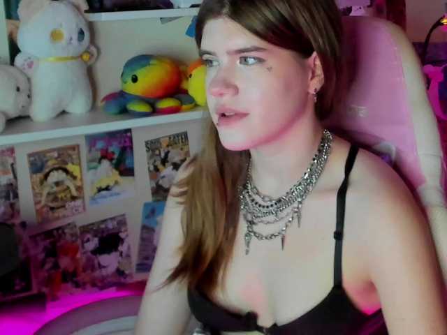 AngelinaLing
