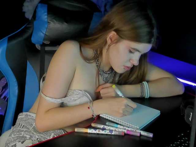 AngelinaLing