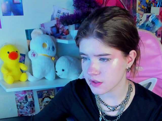 AngelinaLing