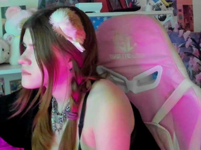 AngelinaLing live cam on BongaCams