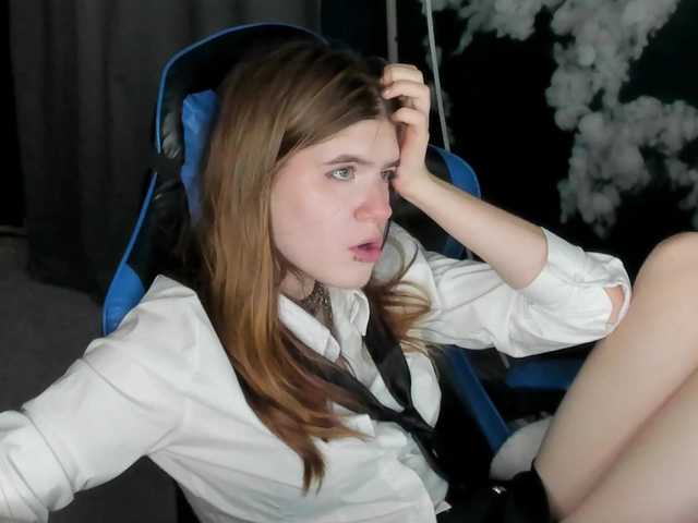 AngelinaLing live stream preview