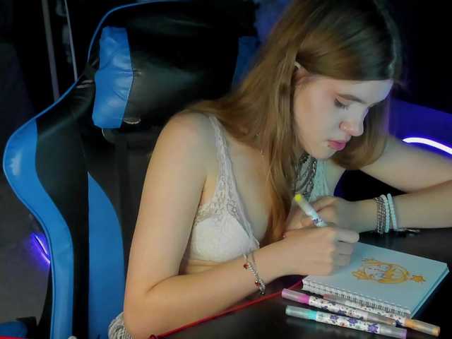 AngelinaLing