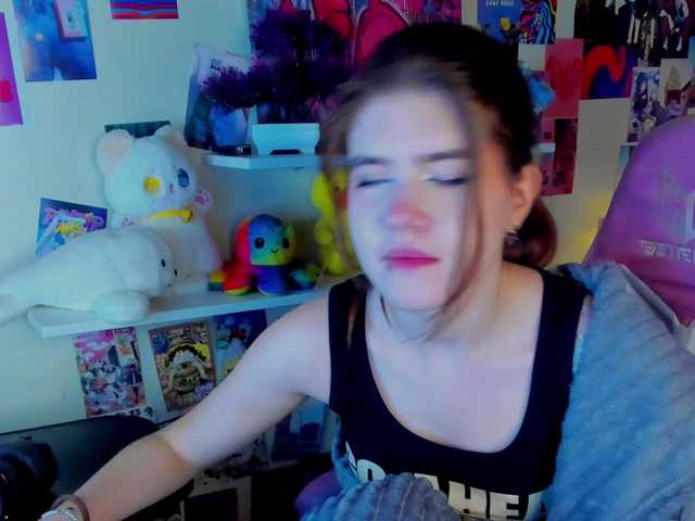 AngelinaLing — live female cam