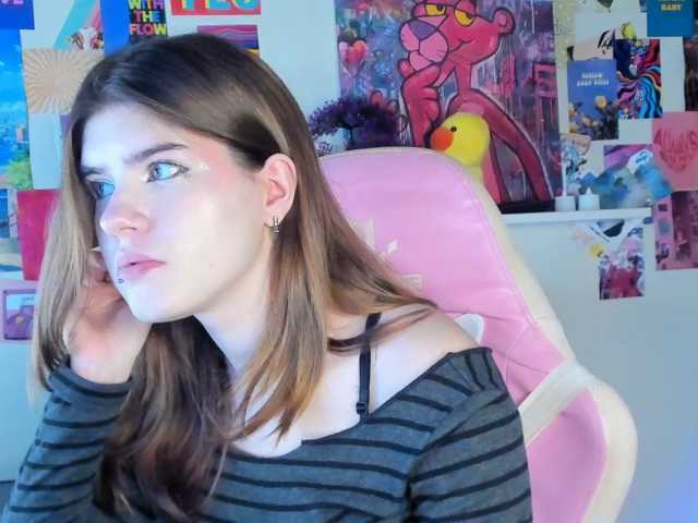 AngelinaLing