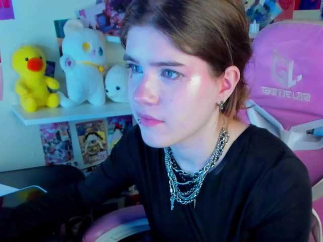 AngelinaLing