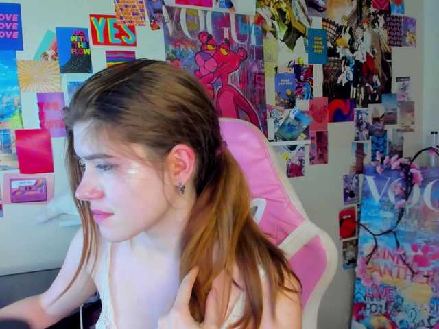 AngelinaLing