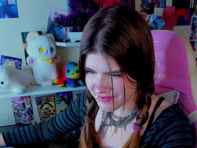 AngelinaLing