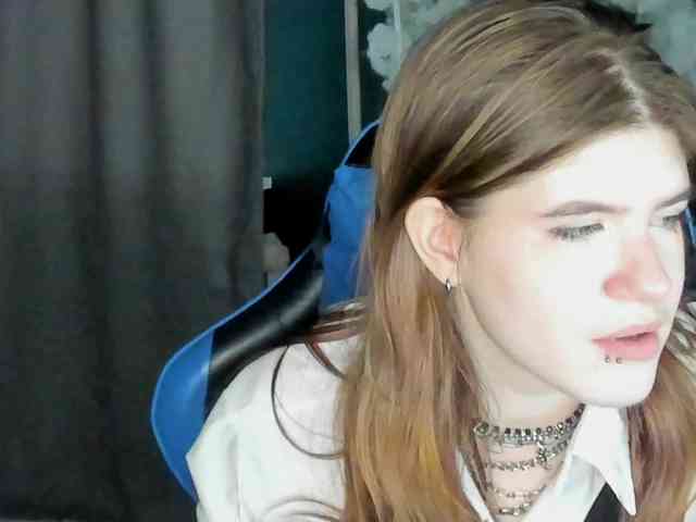 AngelinaLing webcam